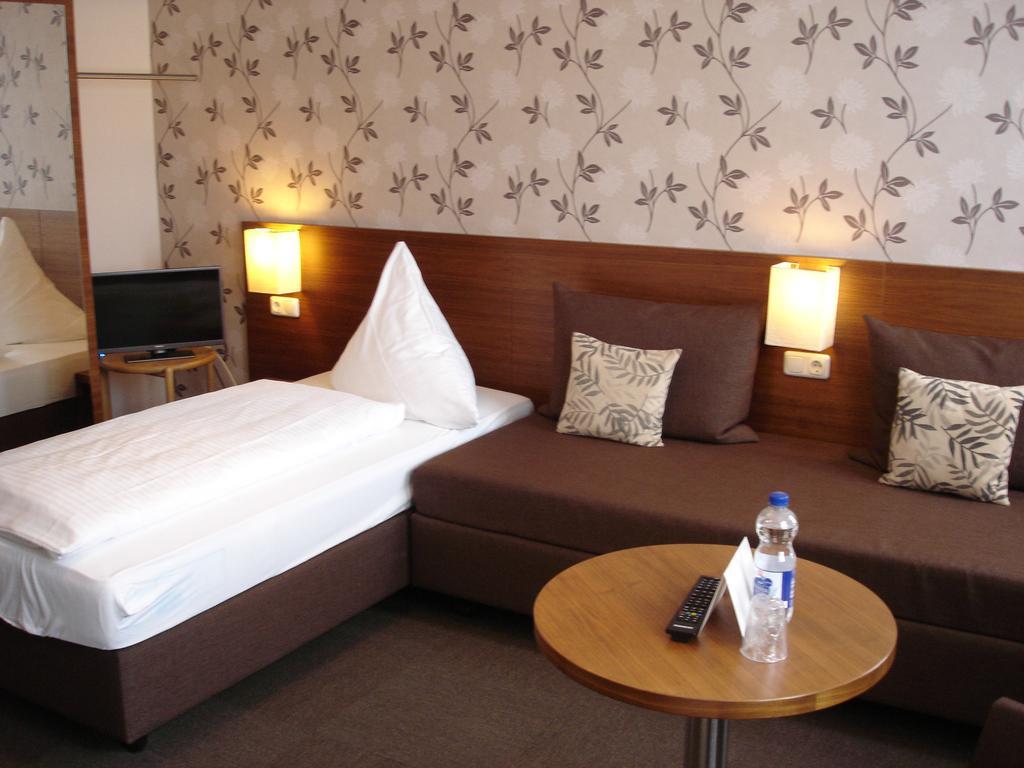 Rhein-Hotel アンダーナッハ エクステリア 写真